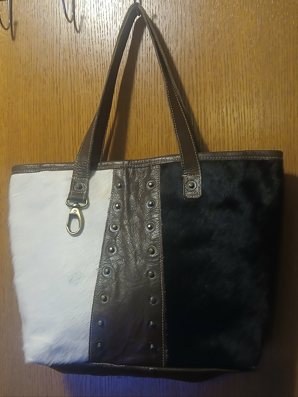 Travelteli Cowhide Leather Tote Bag Studded Tri-Color Black White Brown Large
